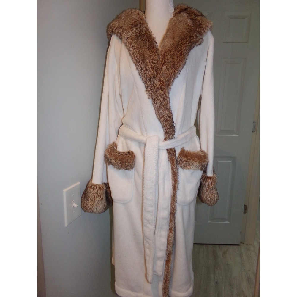 Pottery Barn Women's Luxurious Bathrobe Lounge Hood Plush Cream Size Small